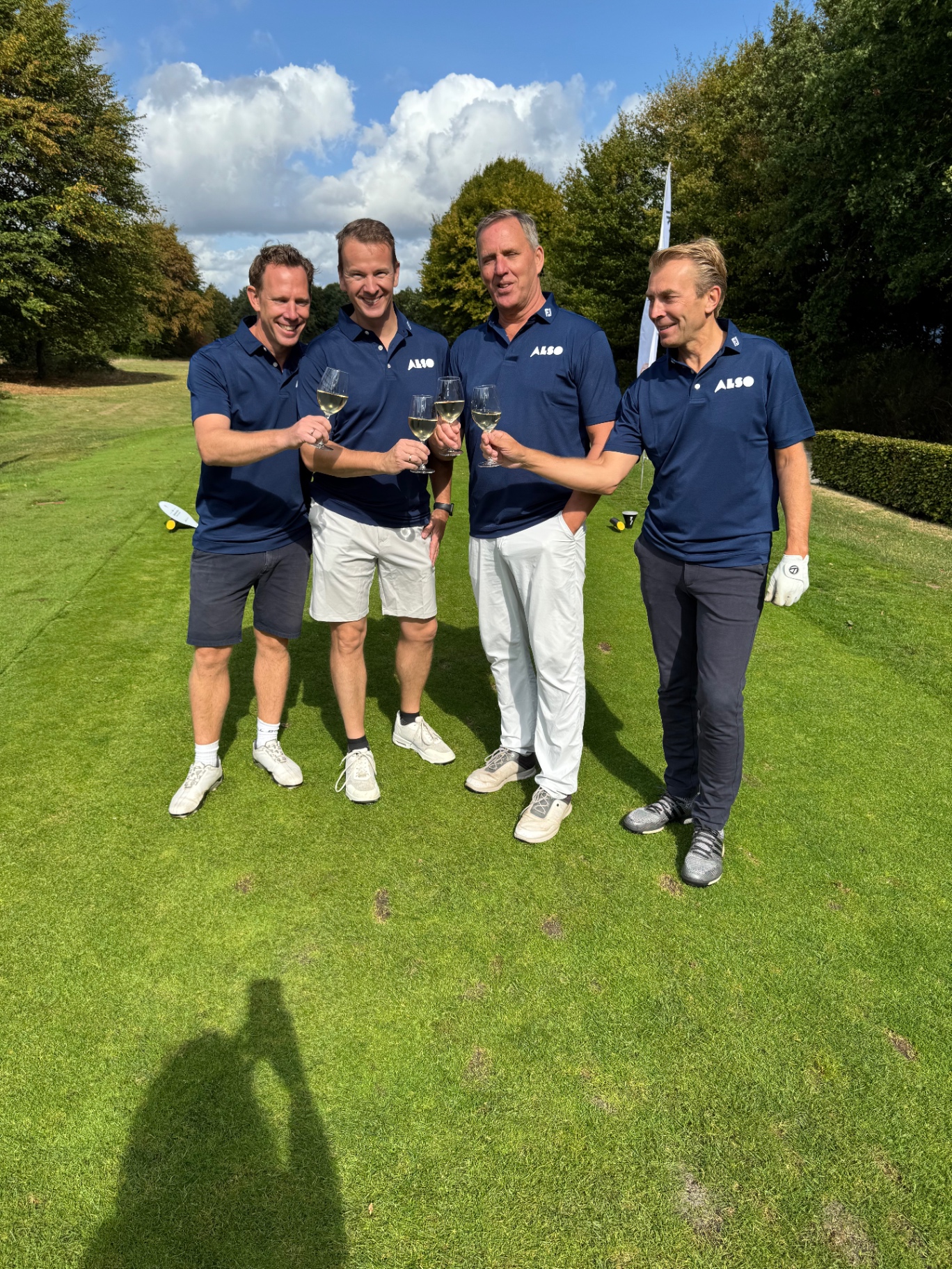 18 holes. Zes gangen. — XXLusive Golf Open, Culinair golfevenement. — foto 5 van 32