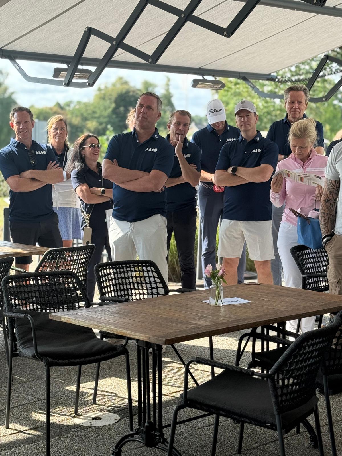 18 holes. Zes gangen. — XXLusive Golf Open, Culinair golfevenement. — foto 26 van 32